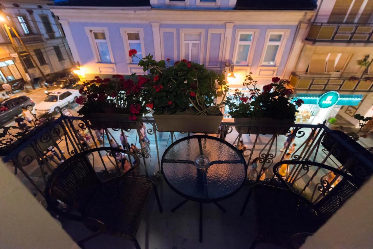 Stone Bridge Apartments ビトラ エクステリア 写真